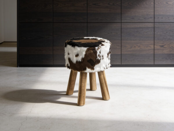 Linea cow sgabello d.30 x h.40 cow