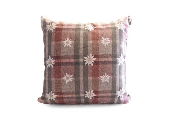 cus-EDELWEISS-BORDEAUX-45x45_web01 Cuscino bombato edelweiss