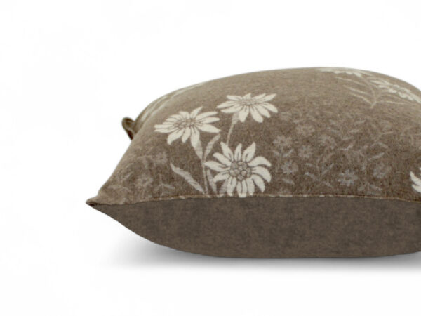 cuscino-ST-ALPINA-lana-marrone-02 Cuscino stella alpina wool 50x50