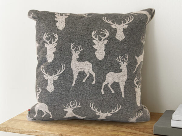cuscino-deerland_web03 Cuscino bombato deerland 45x45 col. grigio